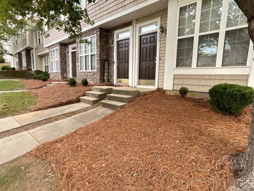 571 Goldstaff Lane, Charlotte, NC 28273.  MLS# CAR4266581, YatesRealty ID 21482. 