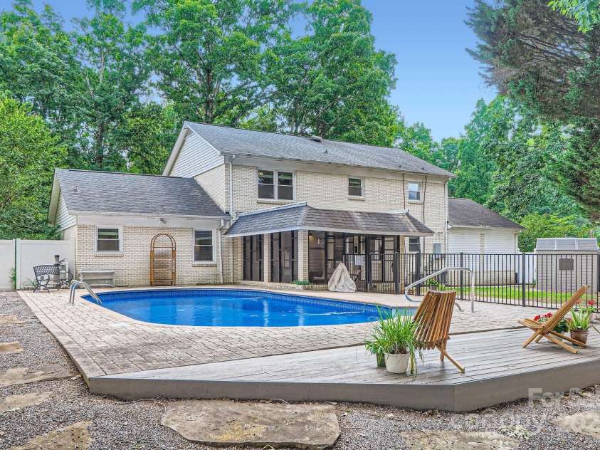 1175 18th Avenue, Hickory, NC 28601.  MLS# CAR4267840, YatesRealty ID 21483. Your Private Backyard Oasis Awaits