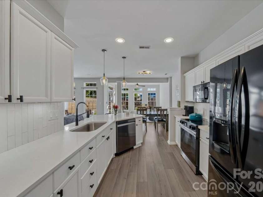 2120 Mondo Lane, Indian Trail, NC 28079.  MLS# CAR4373786, YatesRealty ID 21483. Kitchen