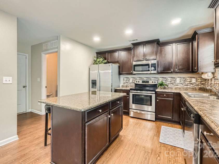 4151 Granite Street, Midland, NC 28107.  MLS# CAR4269679, YatesRealty ID 21486. Kitchen