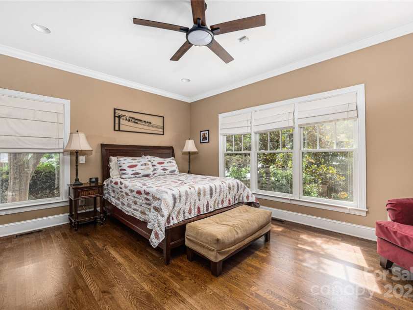 1701 Truman Road, Charlotte, NC 28205.  MLS# CAR4267191, YatesRealty ID 21487. 