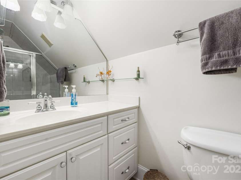 1701 Truman Road, Charlotte, NC 28205.  MLS# CAR4267191, YatesRealty ID 21487. 