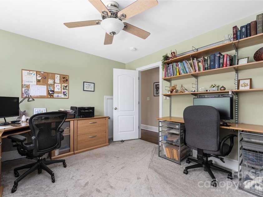 1701 Truman Road, Charlotte, NC 28205.  MLS# CAR4267191, YatesRealty ID 21487. 