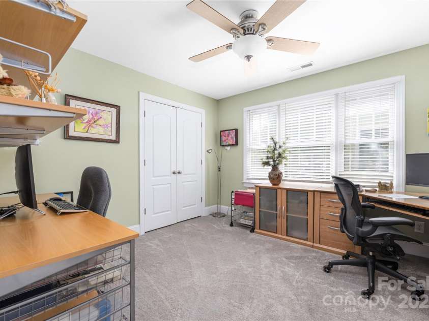 1701 Truman Road, Charlotte, NC 28205.  MLS# CAR4267191, YatesRealty ID 21487. 