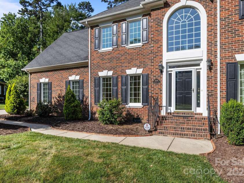 2608 Carmarthen Court, Matthews, NC 28104.  MLS# CAR4252626, YatesRealty ID 21488. 