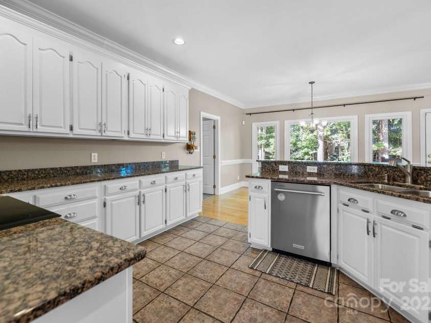 2608 Carmarthen Court, Matthews, NC 28104.  MLS# CAR4252626, YatesRealty ID 21488. 