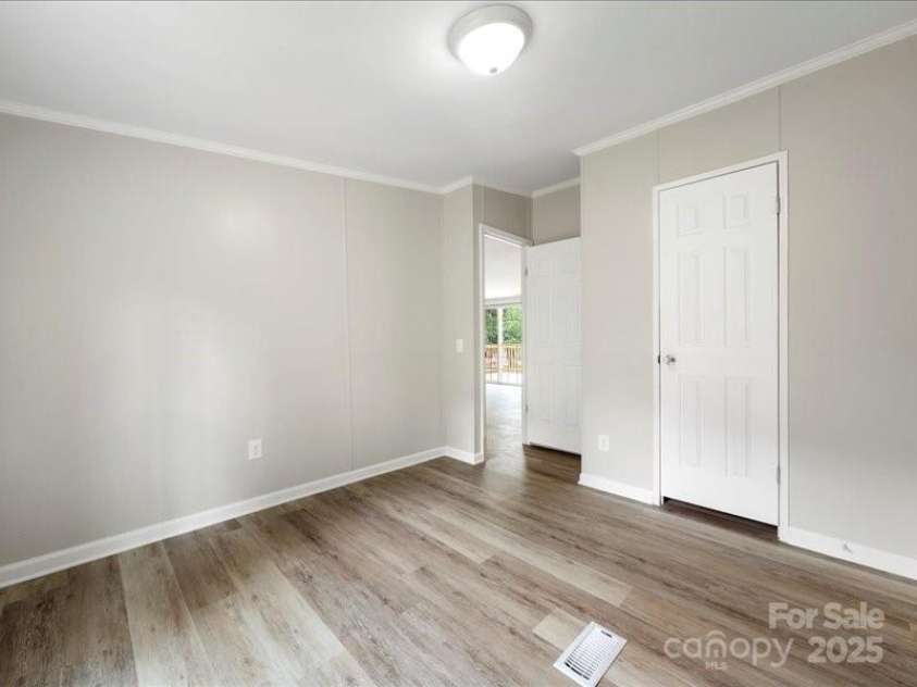 141 Hickory Creek Drive, Gastonia, NC 28052.  MLS# CAR4243072, YatesRealty ID 21489. 3rd bedroom