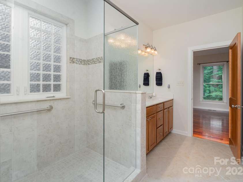 125 Cherokee Drive, Mooresville, NC 28117.  MLS# CAR4223035, YatesRealty ID 2149. 