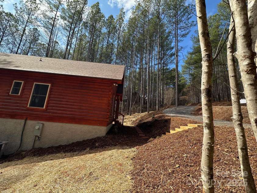 132 Chasewood Drive, Rutherfordton, NC 28139.  MLS# CAR4020270, YatesRealty ID 2149. 