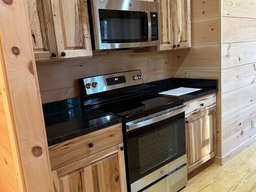 132 Chasewood Drive, Rutherfordton, NC 28139.  MLS# CAR4020270, YatesRealty ID 2149. 