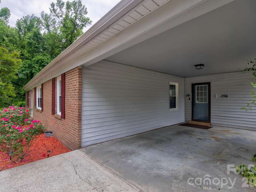 156 Blackmon Circle, Kershaw, SC 29067.  MLS# CAR4377102, YatesRealty ID 21490. 