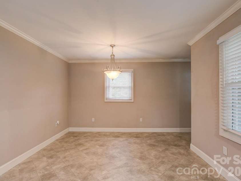 156 Blackmon Circle, Kershaw, SC 29067.  MLS# CAR4377102, YatesRealty ID 21490. 