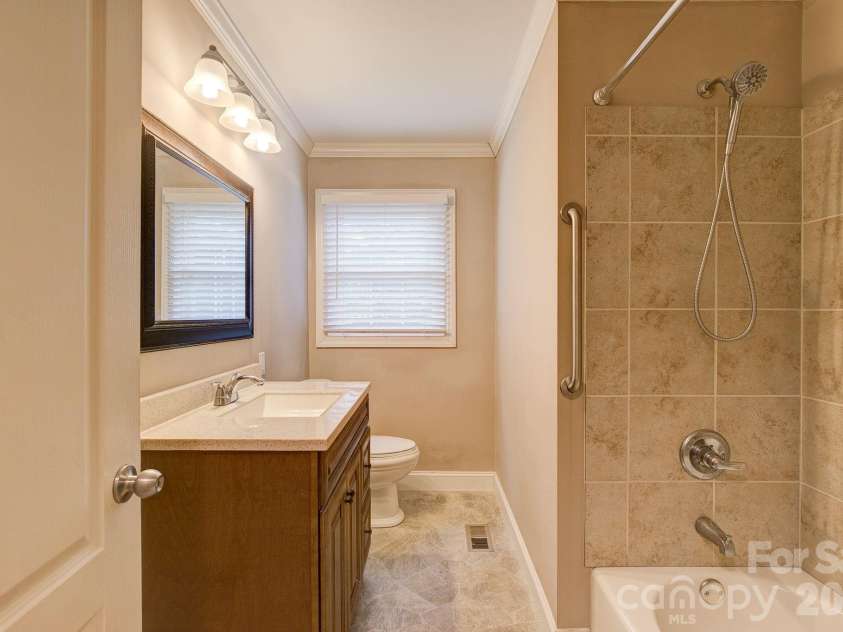 156 Blackmon Circle, Kershaw, SC 29067.  MLS# CAR4377102, YatesRealty ID 21490. 