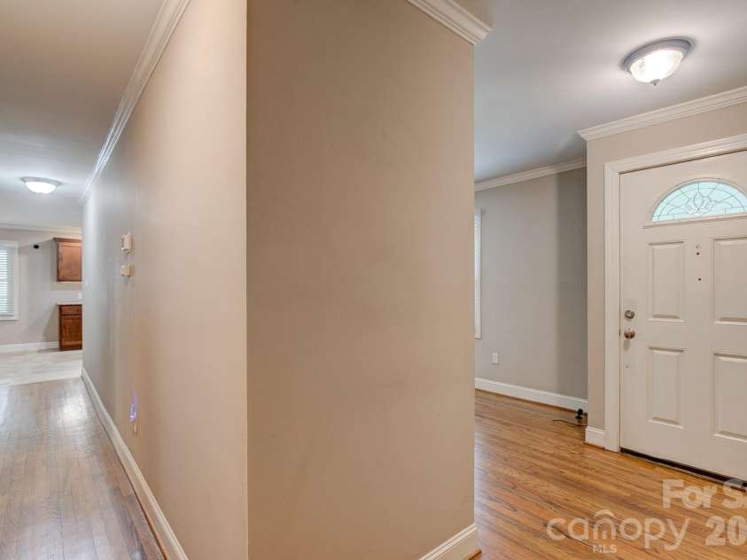 156 Blackmon Circle, Kershaw, SC 29067.  MLS# CAR4377102, YatesRealty ID 21490. 