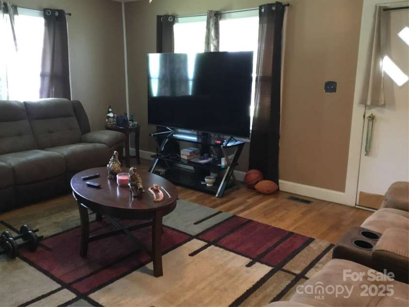 448 Belk Street, Lancaster, SC 29720.  MLS# CAR4270608, YatesRealty ID 21490. Livingroom