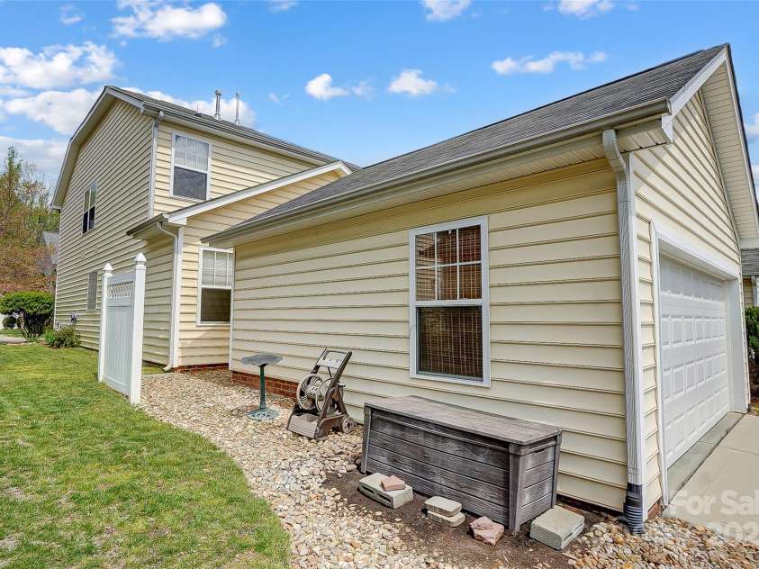 13610 Aldenbrook Drive, Huntersville, NC 28078.  MLS# CAR4246545, YatesRealty ID 21491. Back