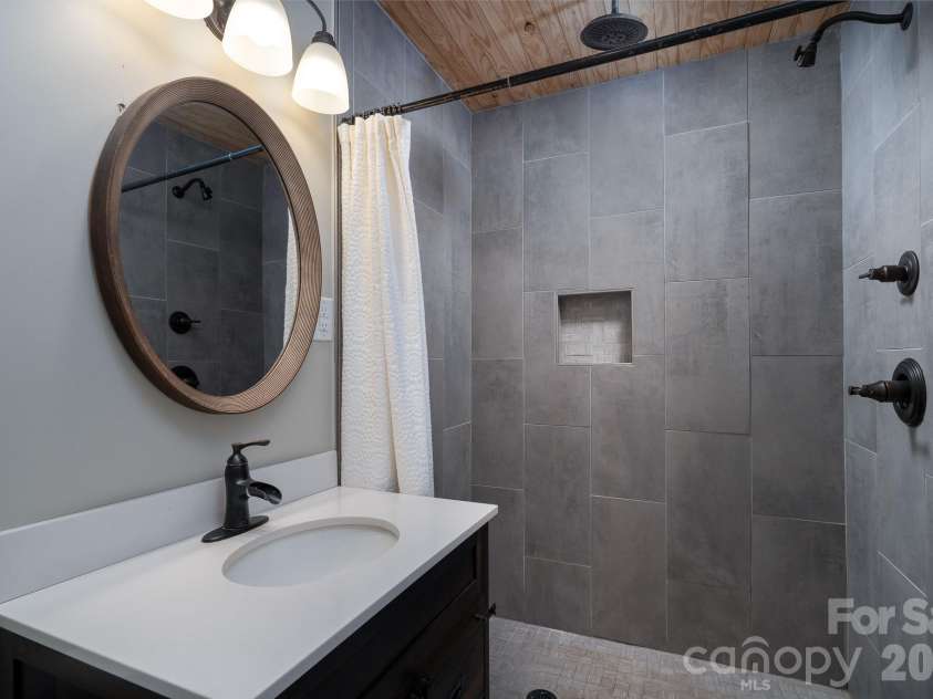 2808 Murdock Lane, Albemarle, NC 28001.  MLS# CAR4311465, YatesRealty ID 21491. 