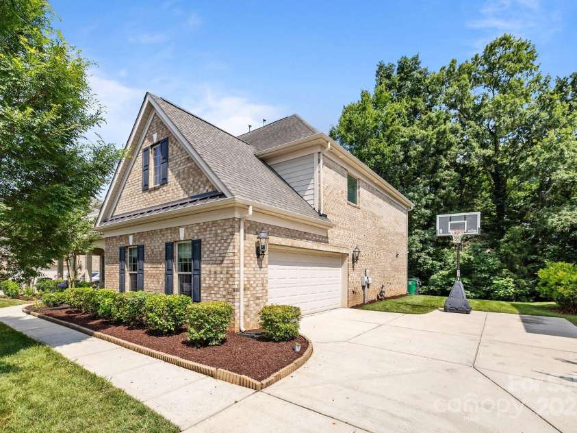 10508 Kristens Mare Drive, Charlotte, NC 28277.  MLS# CAR4265377, YatesRealty ID 21494. 