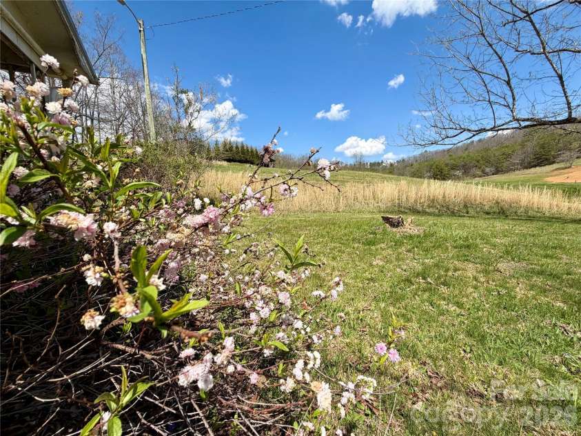 637 Fletcher Martin Road, Alexander, NC 28701.  MLS# CAR4365273, YatesRealty ID 21494. 