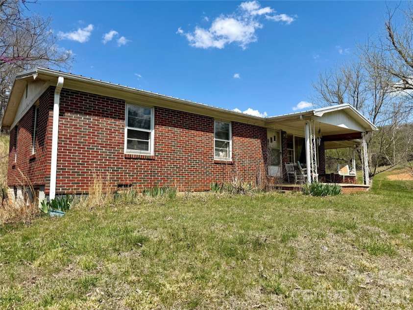 637 Fletcher Martin Road, Alexander, NC 28701.  MLS# CAR4365273, YatesRealty ID 21494. 