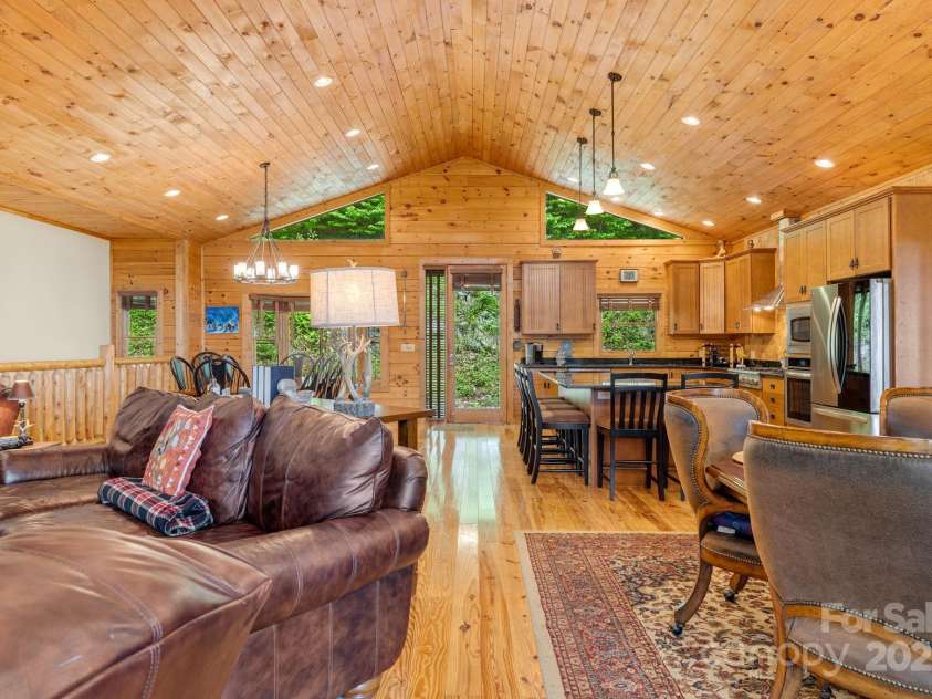 587 Grouse Thicket Road, Mars Hill, NC 28754.  MLS# CAR4269206, YatesRealty ID 21495. Elbow room