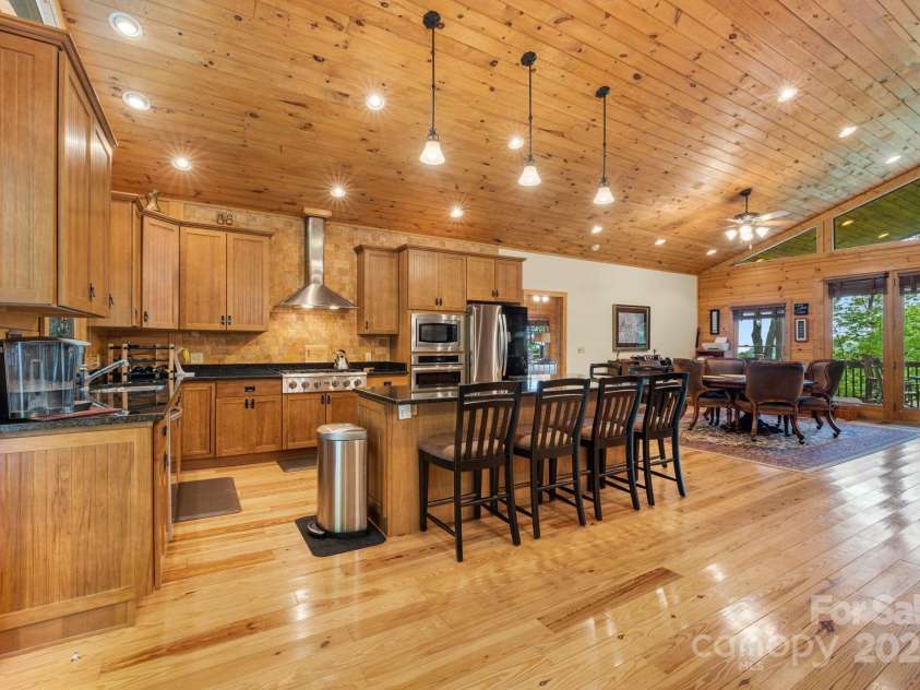 587 Grouse Thicket Road, Mars Hill, NC 28754.  MLS# CAR4269206, YatesRealty ID 21495. Large open kitchen