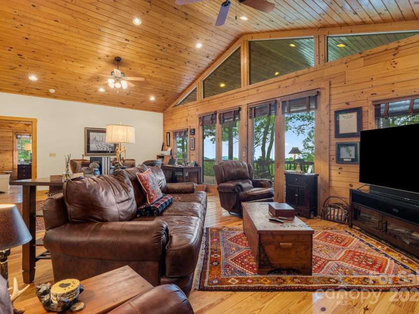 587 Grouse Thicket Road, Mars Hill, NC 28754.  MLS# CAR4269206, YatesRealty ID 21495. Views