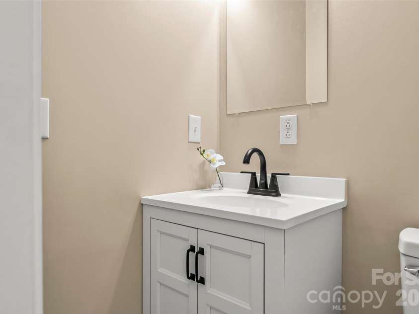 2162 Watson Road, Lenoir, NC 28645.  MLS# CAR4379743, YatesRealty ID 21496. 