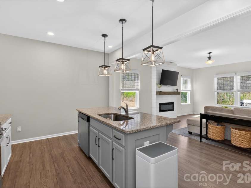 6455 Kinder Lane, Lancaster, SC 29720.  MLS# CAR4364427, YatesRealty ID 21497. 