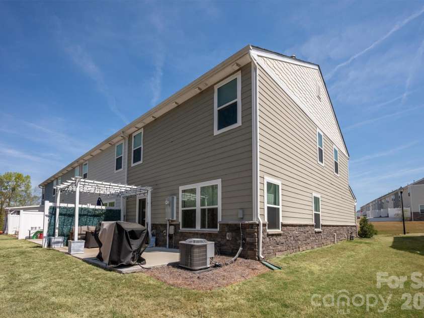 6455 Kinder Lane, Lancaster, SC 29720.  MLS# CAR4364427, YatesRealty ID 21497. 