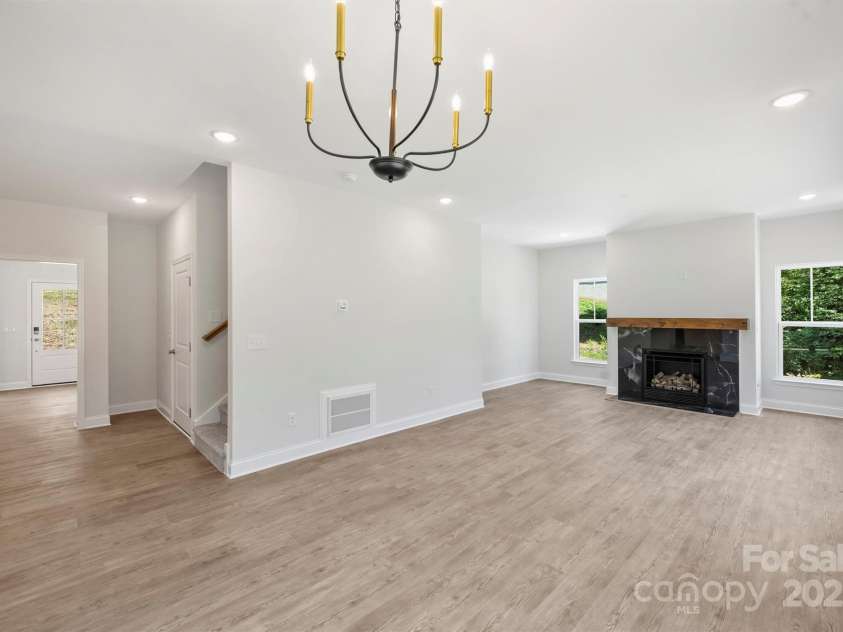 164 Meadow Glen Drive, Troutman, NC 28166.  MLS# CAR4273229, YatesRealty ID 21498. 