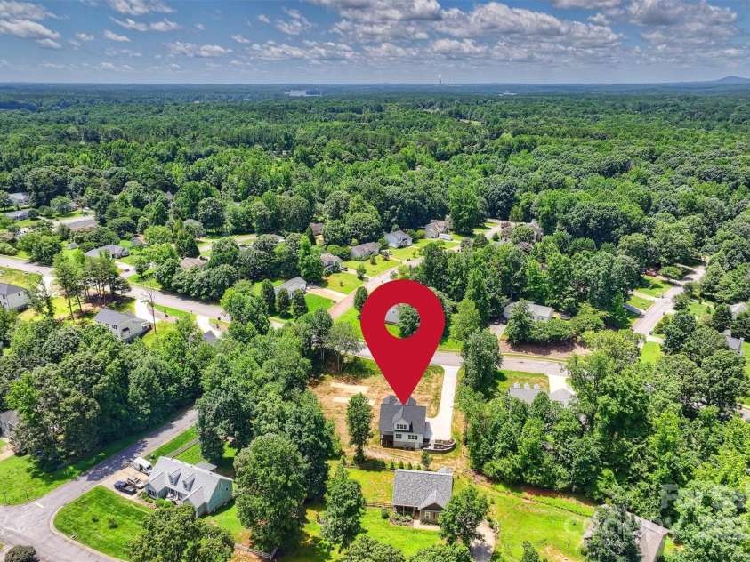 164 Meadow Glen Drive, Troutman, NC 28166.  MLS# CAR4273229, YatesRealty ID 21498. 