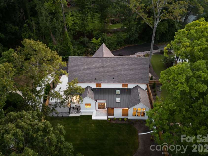 444 Hunter Lane, Charlotte, NC 28211.  MLS# CAR4405254, YatesRealty ID 21498. Aerial rear view.