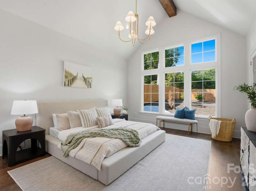 444 Hunter Lane, Charlotte, NC 28211.  MLS# CAR4405254, YatesRealty ID 21498. Primary bedroom (main-level).