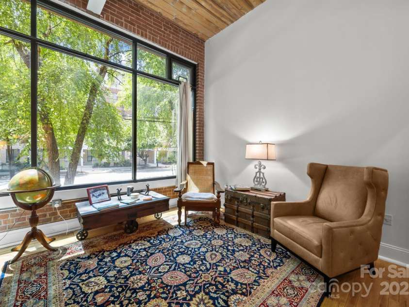 310 Arlington Avenue, Charlotte, NC 28203.  MLS# CAR4282024, YatesRealty ID 215. 
