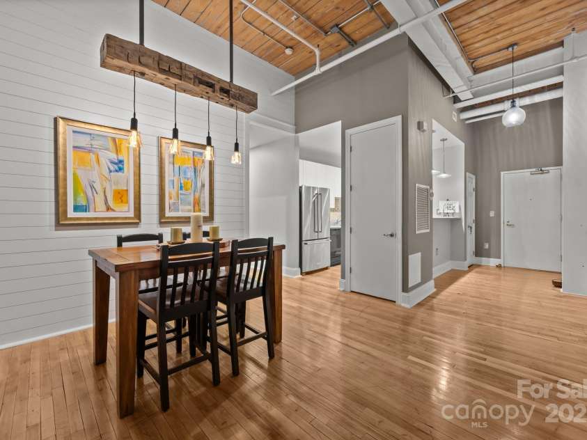 310 Arlington Avenue, Charlotte, NC 28203.  MLS# CAR4282024, YatesRealty ID 215. 