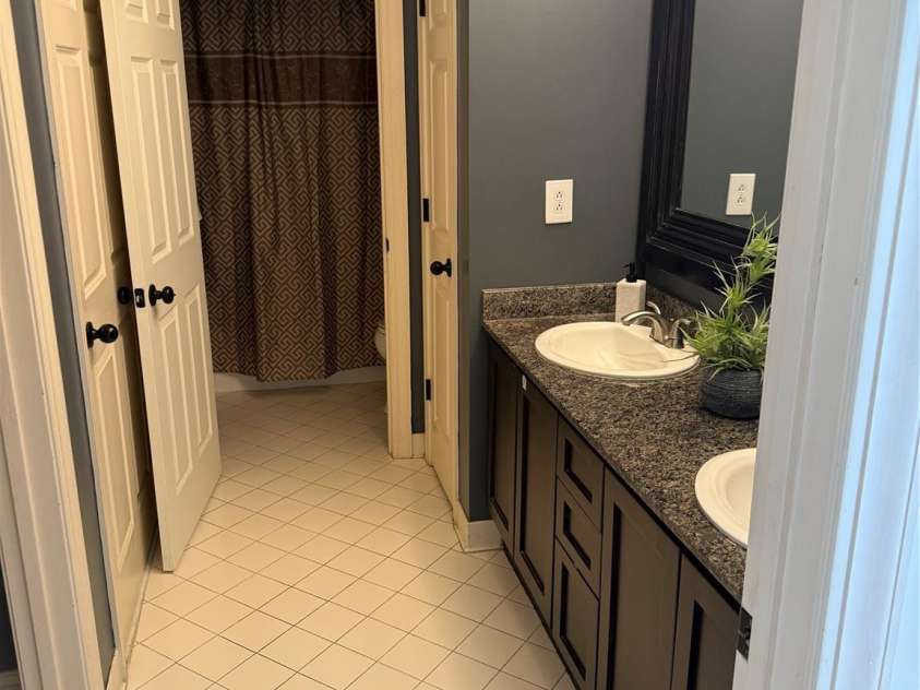 310 Arlington Avenue, Charlotte, NC 28203.  MLS# CAR4325506, YatesRealty ID 215. 