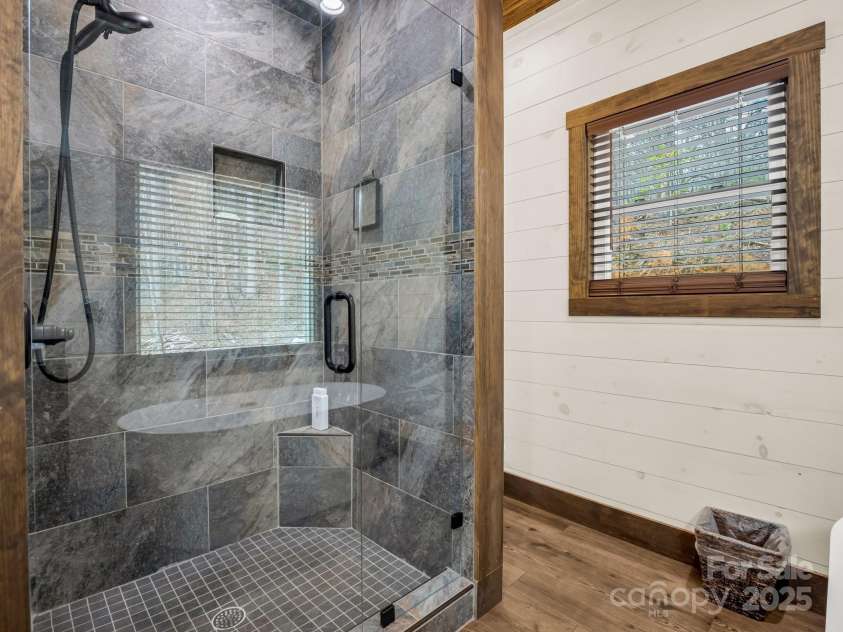 107 Twisted Birch Drive, Hendersonville, NC 28792.  MLS# CAR4328960, YatesRealty ID 2150. 