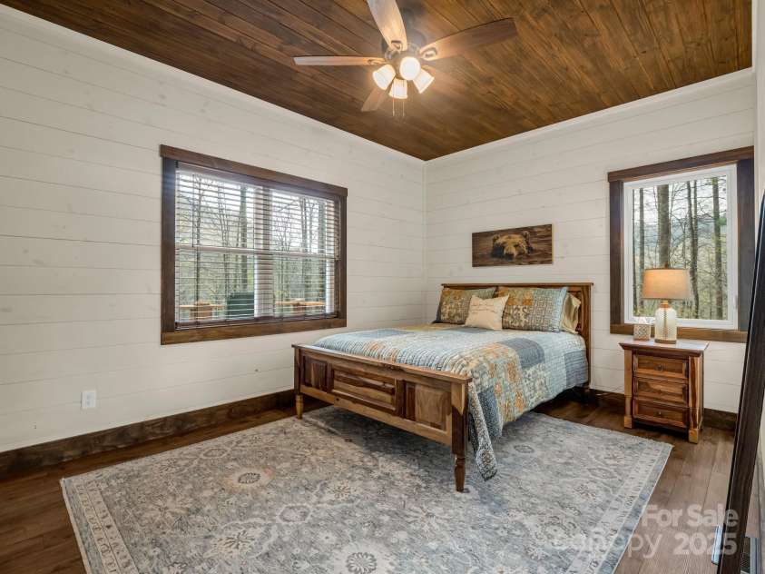 107 Twisted Birch Drive, Hendersonville, NC 28792.  MLS# CAR4328960, YatesRealty ID 2150. 