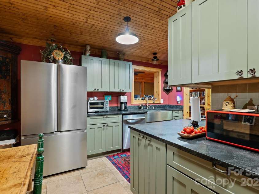 325, 141 & 75 Owl Haven Lane, Cedar Mountain, NC 28718.  MLS# CAR4315418, YatesRealty ID 2150. 