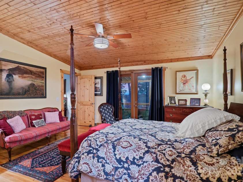 325, 141 & 75 Owl Haven Lane, Cedar Mountain, NC 28718.  MLS# CAR4315418, YatesRealty ID 2150. 