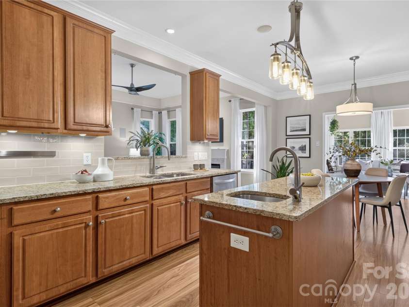 3012 Nablus Drive, Waxhaw, NC 28173.  MLS# CAR4400994, YatesRealty ID 21502. 