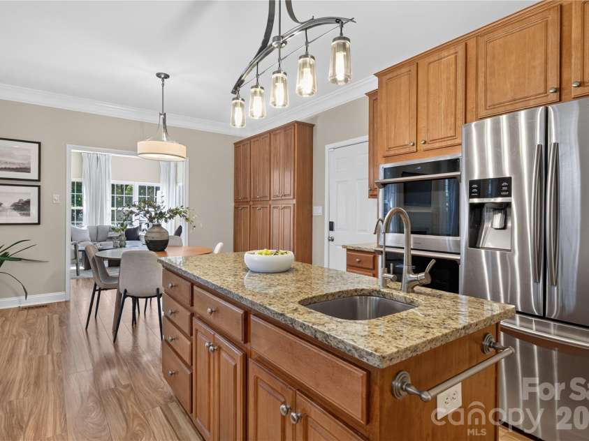3012 Nablus Drive, Waxhaw, NC 28173.  MLS# CAR4400994, YatesRealty ID 21502. 