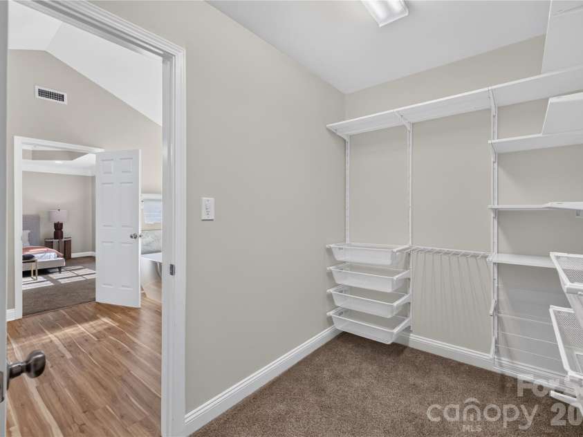 3012 Nablus Drive, Waxhaw, NC 28173.  MLS# CAR4400994, YatesRealty ID 21502. 
