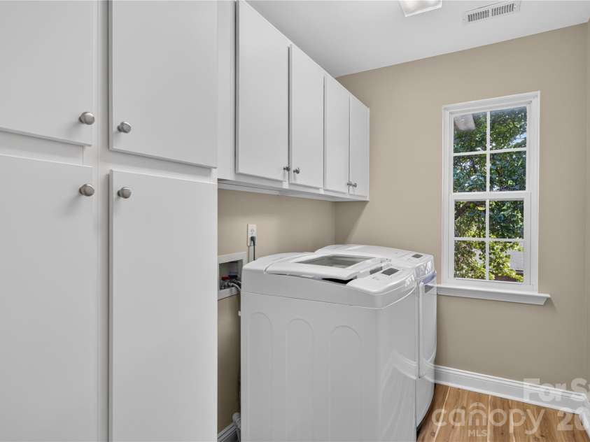 3012 Nablus Drive, Waxhaw, NC 28173.  MLS# CAR4400994, YatesRealty ID 21502. 