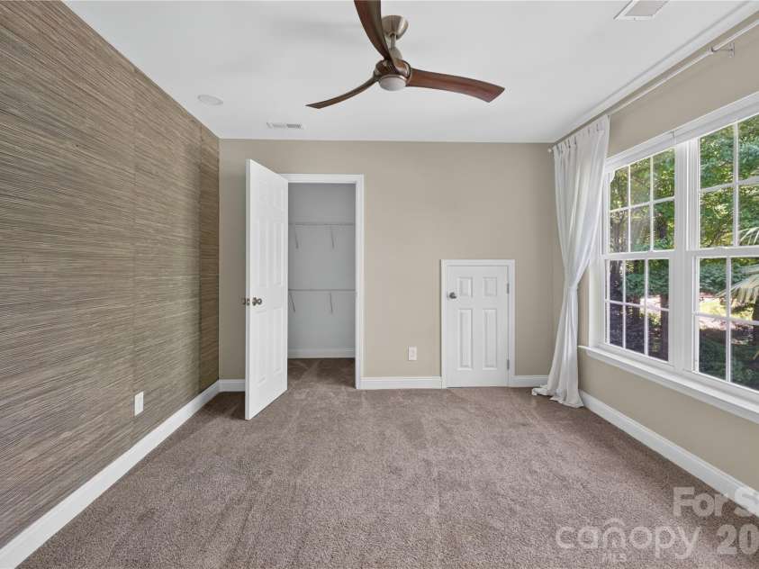 3012 Nablus Drive, Waxhaw, NC 28173.  MLS# CAR4400994, YatesRealty ID 21502. 