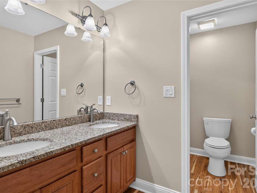 3012 Nablus Drive, Waxhaw, NC 28173.  MLS# CAR4400994, YatesRealty ID 21502. 