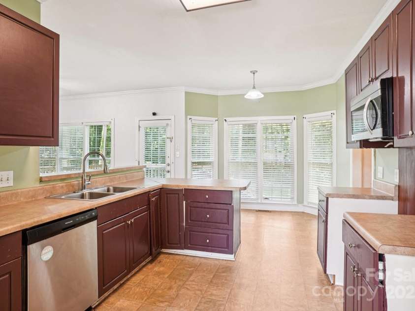 116 Scottie Court, Rock Hill, SC 29730.  MLS# CAR4271241, YatesRealty ID 21503. 
