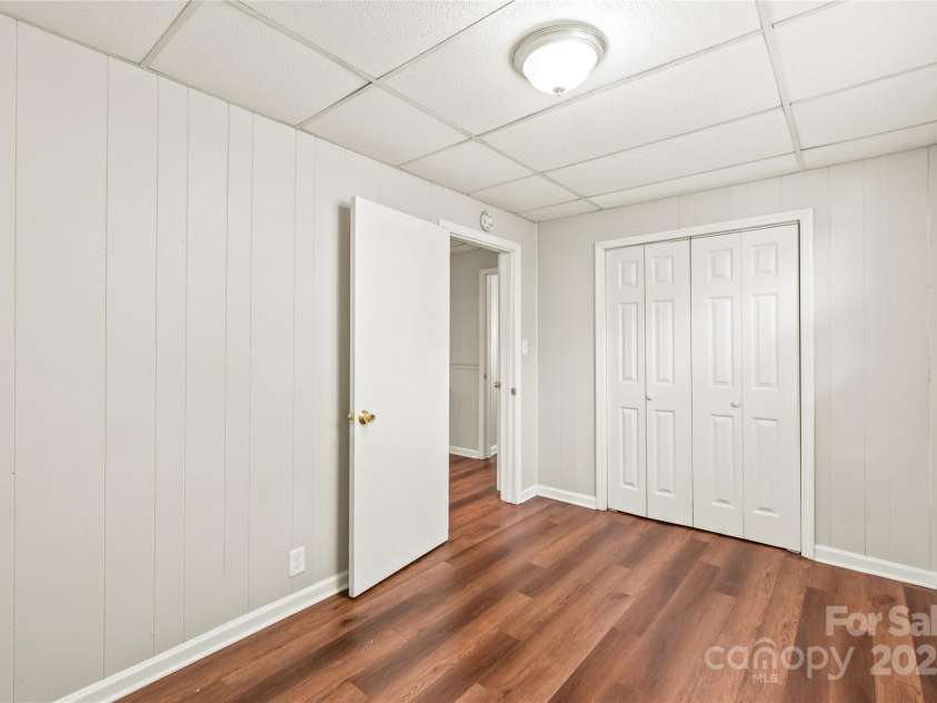 1113 4th Avenue, Gastonia, NC 28052.  MLS# CAR4273472, YatesRealty ID 21505. 