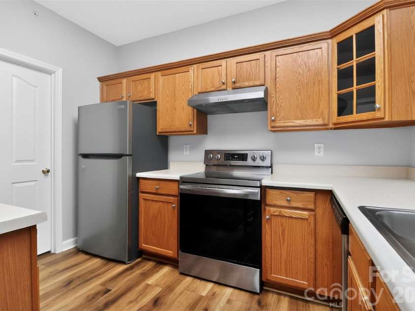 16809 Doe Valley Court, Cornelius, NC 28031.  MLS# CAR4380695, YatesRealty ID 21505. 